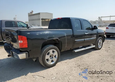 2011 Chevrolet Silverado C1500 Lt z USA, uszkodzony, nr VIN 1GCRCSE08BZ147748